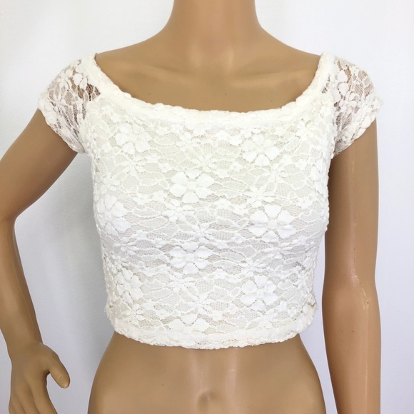 Hollister Tops - Hollister Lace Crop Top With Lining Small NWT